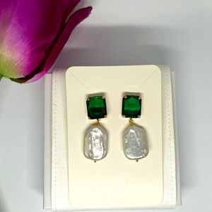 BAROQUE STYLE NATURAL PEARL & CRYSTAL EARRINGS